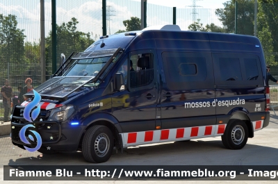 Mercedes-Benz Sprinter III serie restyle
España - Spagna
Mossos d'Esquadra
Brigada Mòbil
CME 0209
