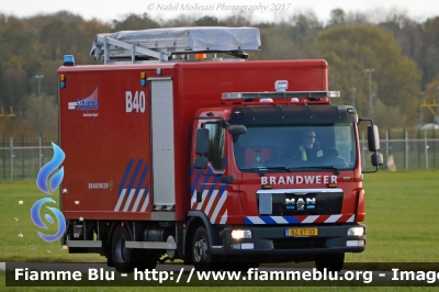 Man?
Nederland - Netherlands - Paesi Bassi
Brandweer Amsterdam Airport Schiphol
B40
