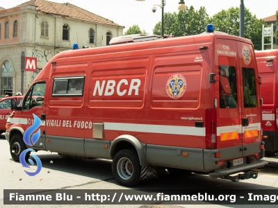 Iveco Daily III Serie
Vigili del Fuoco
Comando Provinciale di Torino
Nucleo N.B.C.R.
Allestimento Kofler Fahrzeugbau
Variante
VF 24675
Parole chiave: Iveco Daily_IIIserie VF24675