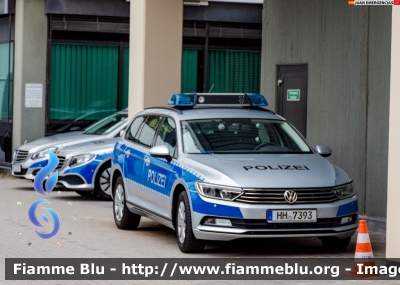 Volkswagen Passat Variant
Bundesrepublik Deutschland - Germania
Polizei Hamburg - Polizia Amburgo
