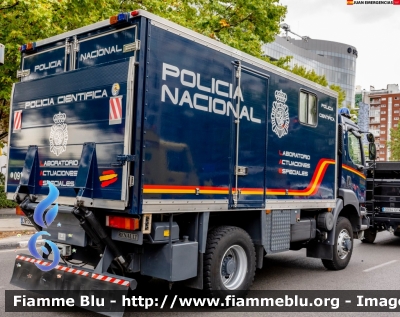 Renault Kerax
España - Spagna
Cuerpo Nacional de Policìa
