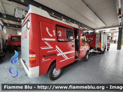 Mercedes-Benz Sprinter 4x4 II serie
Vigili del Fuoco
Unione Distrettuale Merano - Bezirksverband Meran
Corpo Volontario di Lana - Freiwillige Feuerwehr Lana (BZ)
Allestimento Brandshutz
VF 0T9 BZ
Parole chiave: Mercedes-Benz Sprinter_4x4_IIserie VF0T9BZ