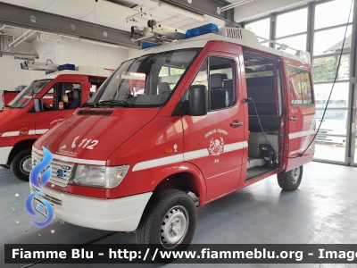 Mercedes-Benz Sprinter 4x4 II serie
Vigili del Fuoco
Unione Distrettuale Merano - Bezirksverband Meran
Corpo Volontario di Lana - Freiwillige Feuerwehr Lana (BZ)
Allestimento Brandshutz
VF 0T9 BZ
Parole chiave: Mercedes-Benz Sprinter_4x4_IIserie VF0T9BZ