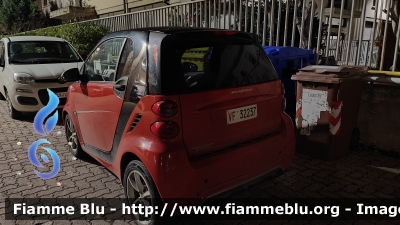 Smart Fortwo II serie
Vigili del Fuoco
Comando Provinciale di Firenze
VF 26739

Parole chiave: Smart Fortwo_IIserie VF26739