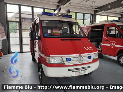 Mercedes-Benz Sprinter 4x4 II serie
Vigili del Fuoco
Unione Distrettuale Merano - Bezirksverband Meran
Corpo Volontario di Lana - Freiwillige Feuerwehr Lana (BZ)
VF 0Y4 BZ
Parole chiave: Mercedes-Benz Sprinter_4x4_IIserie VF0Y4BZ