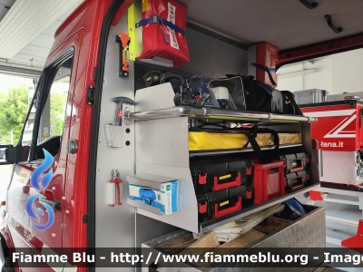 Mercedes-Benz Sprinter 4x4 II serie
Vigili del Fuoco
Unione Distrettuale Merano - Bezirksverband Meran
Corpo Volontario di Lana - Freiwillige Feuerwehr Lana (BZ)
VF 0Y4 BZ
Parole chiave: Mercedes-Benz Sprinter_4x4_IIserie VF0Y4BZ