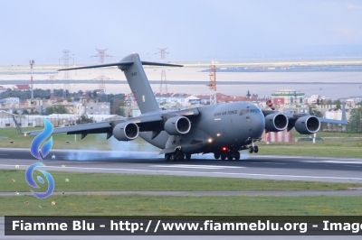 Boeing C-17 Globemaster III
भारत - India
भारतीय वायु सेना - Indian Air Force
