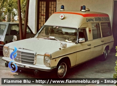 Mercedes-Benz W114
Camping Marina di Venezia 
Cavallino Treporti VE
Allestita C.Miesen
Parole chiave: Veneto (VE) Ambulanza