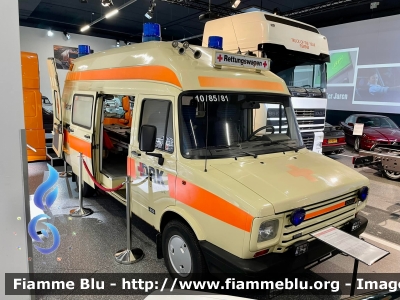 Daf ?
Bundesrepublik Deutschland - Germany - Germania
Deutsches Rotes Kreuz Nordrhein-Westfalen
Parole chiave: Ambulanza Ambulance