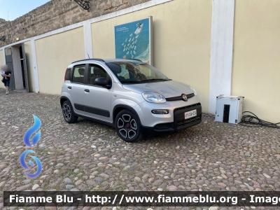 Fiat Nuova Panda II serie Hybrid
Aeronautica Militare Italiana
AM CW 324

Parole chiave: Fiat Nuova_Panda_IIserie_Hybrid AMCW324