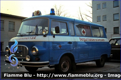 Barkas 1000
Bundesrepublik Deutschland - Germany - Germania
Deutsches Rotes Kreuz
Croce Rossa Tedesca Dresda
Parole chiave: Ambulance Ambulanza