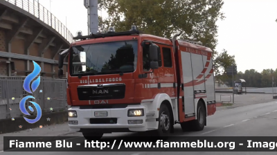 Man TGM 15.250 II serie
Vigili del Fuoco
Comando Provinciale di Mantova
AutoPompaSerbatoio allestimento BAI
VF 29906
Parole chiave: Man TGM_15.250_IIserie VF29906