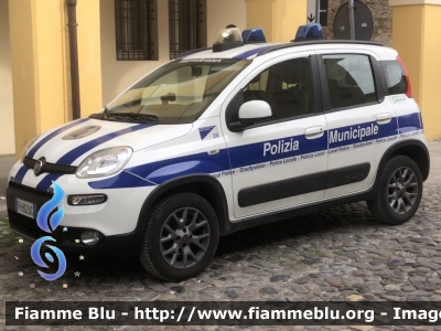 Fiat NUova Panda 4x4 II serie
Polizia Municipale
Corpo Intercomunale della Bassa Reggiana (RE) 
Allestimento Bertazzoni
Parole chiave: Fiat NUova Panda 4x4 II serie