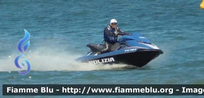 Yamaha 
Polizia di Stato
Polizia del Mare
PS 1424
Sorveglianza all Desenzano Air Show 2022
Parole chiave: Polizia di Stato Polizia del Mare Acquascooter Yamaha PS 1424