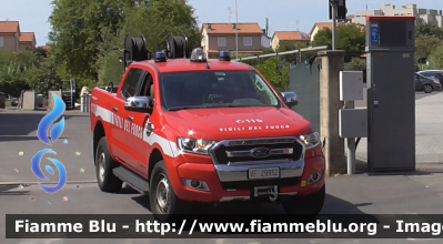 Ford Ranger IX Serie
Vigili del Fuoco
Comando Provinciale di Grosseto
Distaccamento Permanente di Follonica 
Automezzo con Modulo Boschivo
Allestimento ARIS Fire
VF 29952
Parole chiave: Ford Ranger IX Serie Vigili del Fuoco Comando Provinciale di Grosseto Distaccamento Permanente di Follonica ARIS Fire VF 29952