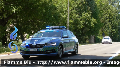 Skoda Superb Wagon III serie restyle
Polizia di Stato
 Polizia Stradale
 Decorazione Grafica Artlantis
 POLIZIA M6364
 in scorta al Giro d'Italia 2022
Parole chiave: Skoda Superb Wagon III serie restyle Polizia di Stato Polizia Stradale Decorazione Grafica Artlantis POLIZIA M6364 in scorta al Giro d&#039;Italia 2022