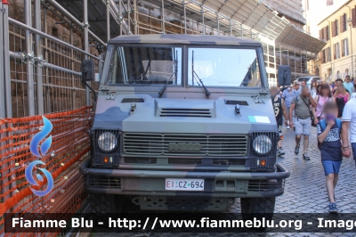 Iveco VM90
Esercito Italiano
Operazione Strade Sicure
EI CZ 694
Parole chiave: Iveco VM90 EICZ694