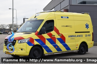 Mercedes-Benz Sprinter IV serie
Nederland - Paesi Bassi
Regionale Ambulance Voorziening (RAV) Region 23 Noord Limburg
Parole chiave: Ambulance Ambulanza