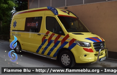 Mercedes-Benz Sprinter IV serie
Republika Slovenija - Repubblica Slovena
Pacient Ljuljana
