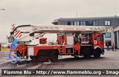 Mercedes-Benz 3544
Bundesrepublik Deutschland - Germany - Germania
Werkfeuerwehr Koln Bonn Airport
