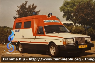 Volvo 265GL
Nederland - Paesi Bassi
NedCar Ambulance
Parole chiave: Ambulance Ambulanza