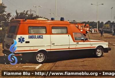 Volvo 265GL
Bedrijfsbrandweer NedCar
Parole chiave: Ambulance Ambulanza