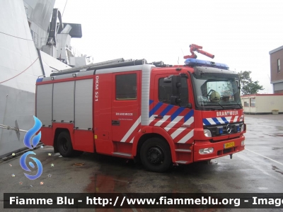 Mercedes-Benz Atego II serie 1528
Nederland - Paesi Bassi
Korps Marine Brandweer
