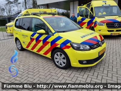 Volkswagen Touran
Nederland - Paesi Bassi
Regionale Ambulance Voorziening (RAV) Brabant Zuidoost 
22-341
