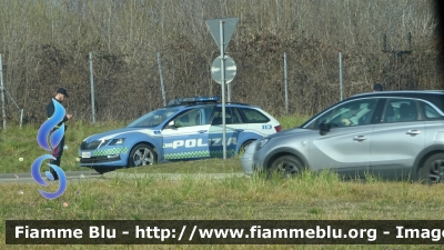 DSC01219
Polizia di Stato
Polizia Stradale Seregno
Allestimento Focaccia
Decorazione Grafica Artlantis
POLIZIA M5328
