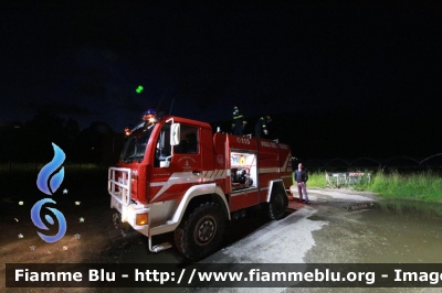 Man LE 10.220 4x4
Vigili del Fuoco
Unione Distrettuale di Pergine Valsugana
Corpo Volontario di Levico Terme (TN)
AutoBottePompa
Allestimento Piemme
Modulo Sherpa 2500
VF Z64 TN
Parole chiave: Man LE_10.220_4x4 VFZ64TN