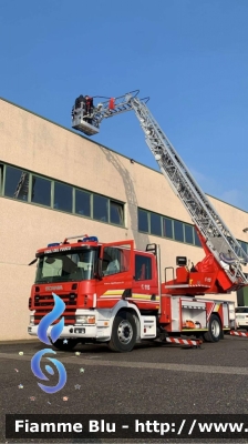 Scania
Vigili del Fuoco
Comando Provinciale di Brescia
Distaccamento Volontario di Lumezzane
Allestimento Magirus
Ricondizionato Fortini
Parole chiave: Scania