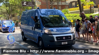 Fiat Ducato X250
Polizia di stato
POLIZIA H3293

Scorta Tour de France
Parole chiave: Fiat Ducato_X250 POLIZIAH3293