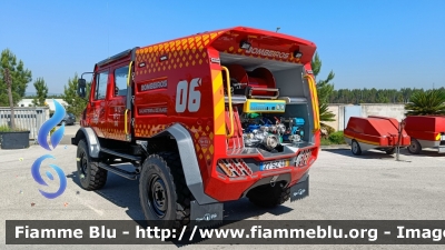 Mercedes-Benz Unimog 
Portugal - Portogallo
Bombeiros Salvaterra de Magos
