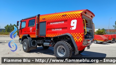 Mercedes-Benz Atego 1529 4x4
Portugal - Portogallo
Bombeiros Voluntários de Oleiros
