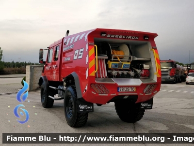 Mercedes-Benz Unimog 
Portugal - Portogallo
Bombeiros Voluntários de Minde
