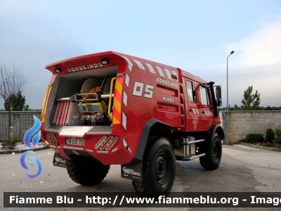 Mercedes-Benz Unimog 
Portugal - Portogallo
Bombeiros Voluntários de Minde
