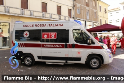 Fiat Ducato X290
Croce Rossa Italiana
Comitato di Pontedera (PI)
Allestito MAF
CRI 695 AI
Parole chiave: Fiat Ducato_X290 Ambulanza CRI695AI