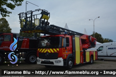 Mercedes-Benz Atego 1827
France - Francia
Sapeur Pompiers SDIS 54 Meurthe et Moselle
