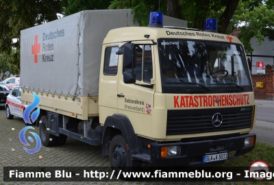 Mercedes-Benz 811
Bundesrepublik Deutschland - Germany - Germania
Deutsches Rotes Kreuz
Croce Rossa Tedesca
Bernburg im Salzlandkreis e.V
