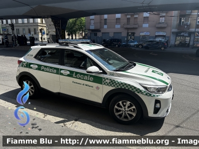 Kia Stonic
Polizia Locale
Comune di Milano
POLIZIA LOCALE YA460AL
