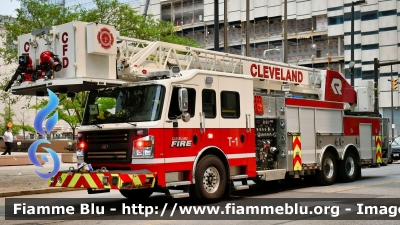 Rosenbauer Commander 
United States of America-Stati Uniti d'America
Cleveland OH Fire Department
