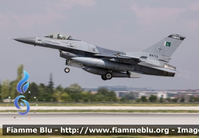 General Dynamics F-16 Fighting Falcon
اِسلامی جمہوریہ پاكِستان -Islamic Republic of Pakistan - Repubblica Islamica del Pakistan
Pakistan Air Force - پاک فِضائیہ
