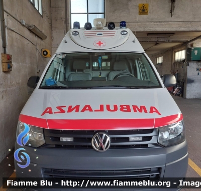 Volkswagen T5 
Ambulanza 4x4
Comitato di Baveno VB
Sigla mezzo: VB41
CRI 430 AC
Parole chiave: Volkswagen T5 CRI430A C Ambulanza