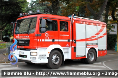 Man TGM 15.250 II serie
Vigili del Fuoco
Comando Provinciale di Venezia
Distaccamento Permanente di Jesolo
AutoPompaSerbatoio allestimento BAI
VF 29327
Parole chiave: Man TGM_15.250_IISerie VF29327