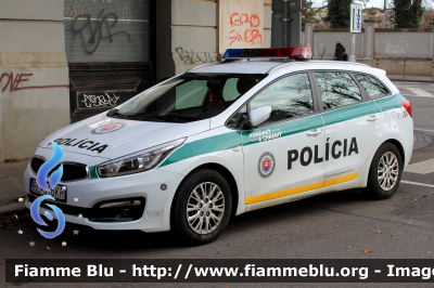 Kia Cee'd
Slovenská republika - Slovacchia
Polícia - Polizia
