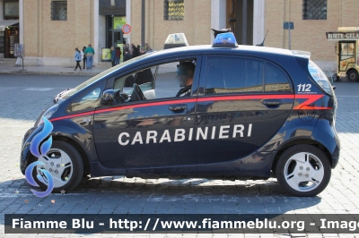 Mitsubishi I-Miev
Carabinieri
Allestimento NCT Nuova Carrozzeria Torinese
Decorazione Grafica Artlantis
CC DI581
Parole chiave: Mitsubishi I-Miev CCDI581