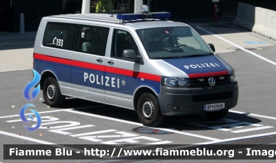 Volkswagen Transporter T5 Restyle
Österreich - Austria
Bundespolizei
Polizia di Stato
BP 31458
