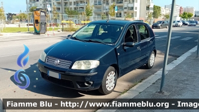 Fiat Punto III serie
Polizia Locale
Comune di Bari
Parole chiave: Fiat Punto_IIIserie