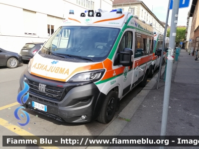 Fiat Ducato X290 restyle
Croce Verde Torino
Unità di Protezione Rischio Biologico
- Ambulanza a Pressione Negativa -
Allestimento Ambitalia
CV TO 286
Parole chiave: Fiat Ducato_X290 Ambulanza