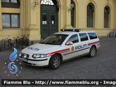 Volvo V70 II serie
Kongeriket Norge - Kongeriket Noreg - Norvegia
Politi - Polizia
